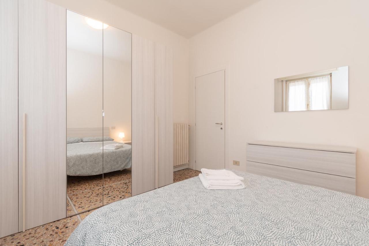 Appartamento Ospedale Civile 3 - F&L Apartment بريشا المظهر الخارجي الصورة