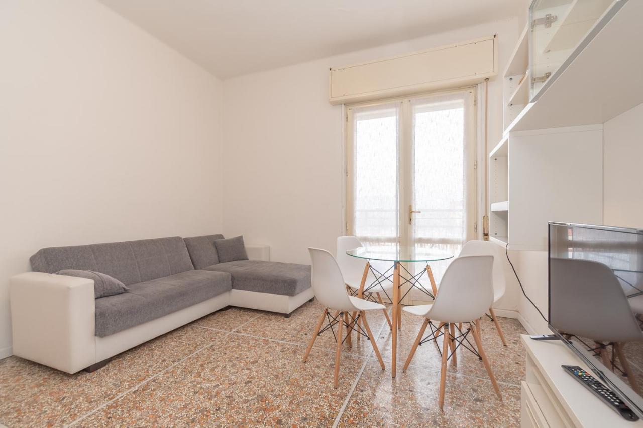 Appartamento Ospedale Civile 3 - F&L Apartment بريشا المظهر الخارجي الصورة