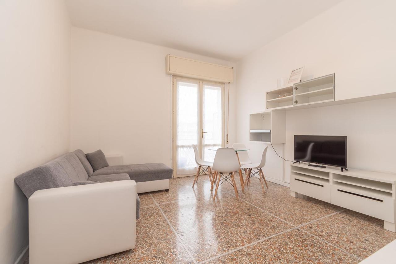 Appartamento Ospedale Civile 3 - F&L Apartment بريشا المظهر الخارجي الصورة